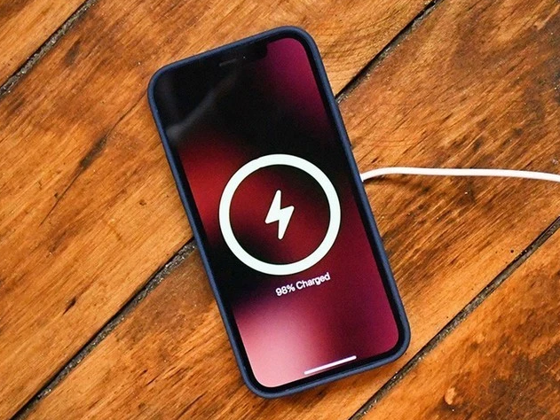 阜城苹果手机维修分享iPhone 12可以随便充电吗 